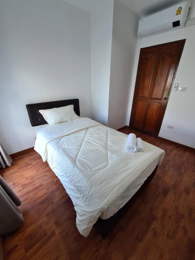 Yyk Holiday Rooms Ban Khlong Krang Bagian luar foto