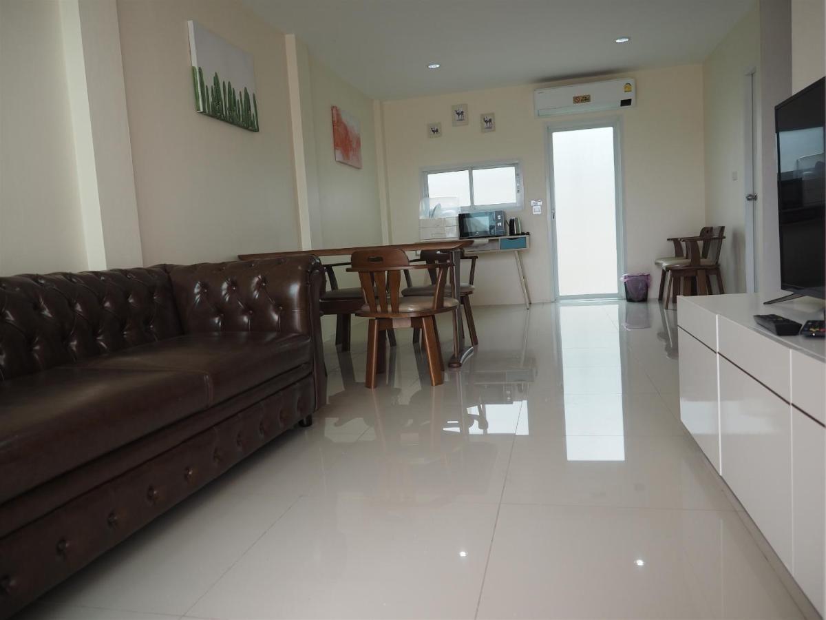 Yyk Holiday Rooms Ban Khlong Krang Bagian luar foto