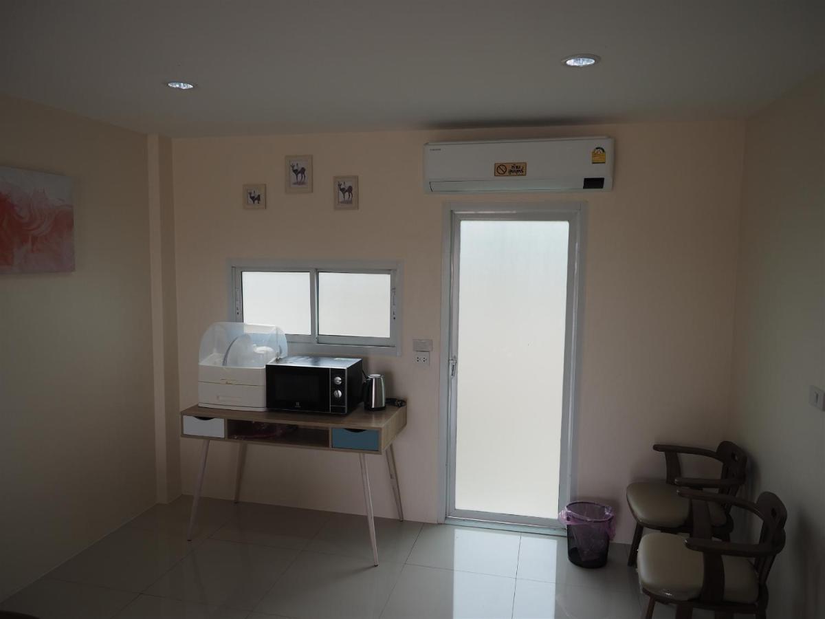 Yyk Holiday Rooms Ban Khlong Krang Bagian luar foto