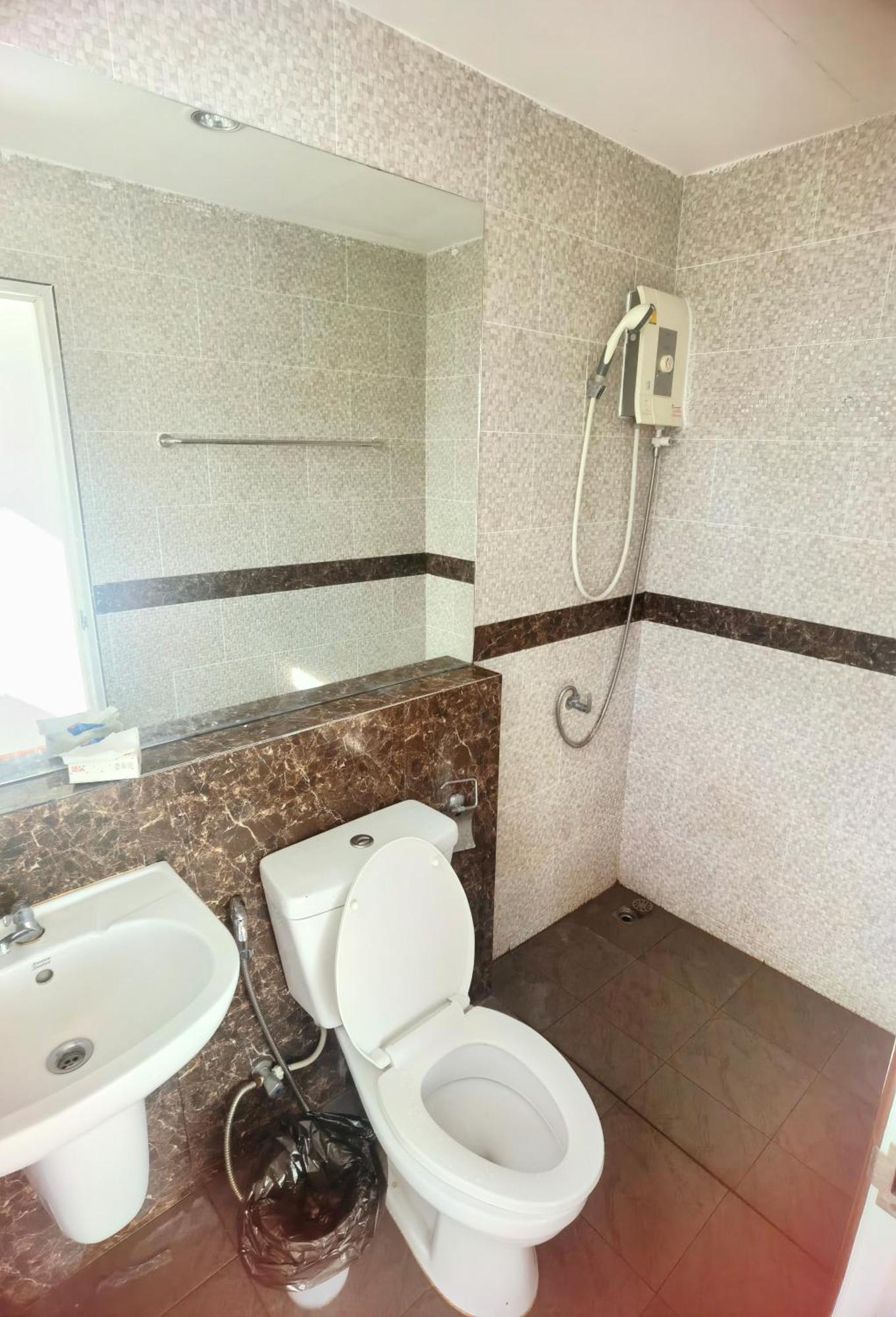 Yyk Holiday Rooms Ban Khlong Krang Bagian luar foto